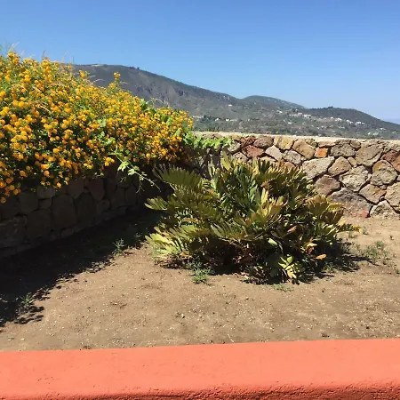 Casa Marta Apartman Lipari